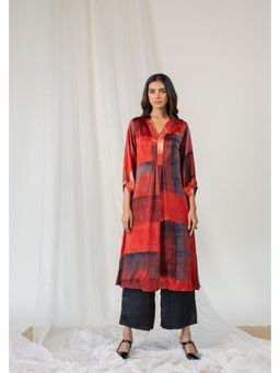 Silai Studio - Crimson Palette Silk Printed Red Kurta and Pant