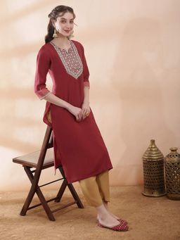 Globus - Women Brown Sequinned & Zari Embroidered Yoke Scalloped Sleeves Side Slits Kurta