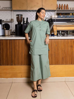 SURMA - Salt & Pepper Co-Ord Set in Green