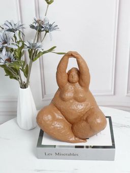 Smokey Cocktail - Charming Plus-Size Lady Decor Red