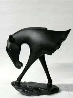 Smokey Cocktail - Horse Bust Decor Black