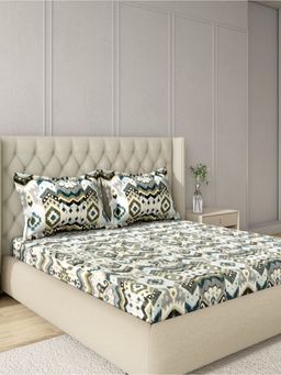 Homes - Premium Microfiber Double Bedsheet with 2 Pillow Covers