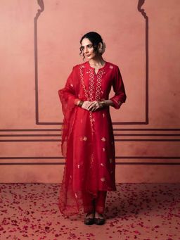AM by Anita Mittal - Red Chanderi Niva Kurta with Pant and Dupatta