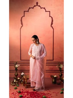 AM by Anita Mittal - Pink Kairi Kurta with Pant and Dupatta