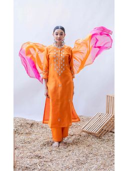AM by Anita Mittal - Orange Mul Gulmina Kurta with Pant and Dupatta