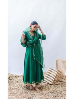 AM by Anita Mittal - Green Yara A-Line Kurta with Pant and Dupatta