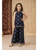 Navy Blue color option, Currently selected