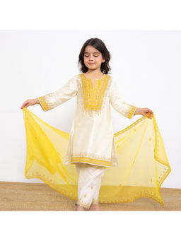Tiny Pants - Ivory Embroidered Kurta with Pant & Dupatta