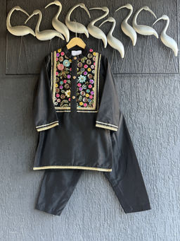 THE WISHING CLOSET - Black Embroidered Kurta with Pant