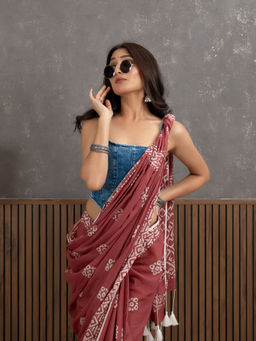 Ushvii - Suti Barfi Dusty Pink Batik Saree With Unstitched Blouse