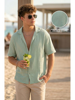 VEIRDO - Men Green Solid/Plain Cotton Casual Shirt
