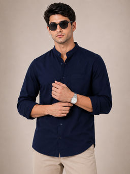 VEIRDO - Men Navy Blue Solid/Plain Cotton Casual Shirt
