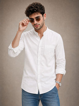 VEIRDO - Men White Solid/Plain Cotton Casual Shirt