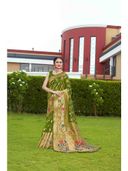 Green color option, Sold out, Currently selected