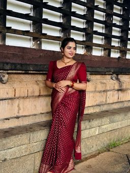 Anjaneya Sarees - Red Woven Banarasi Silk Designer Kanjivaram Saree with Unstitched Blouse