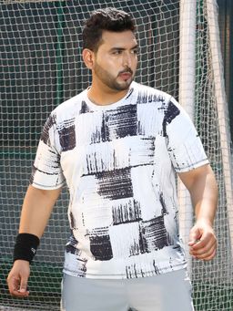 Instafab Plus - Men's Charcoal Black and Cream White Contrast-Fade Activewear T-Shirt