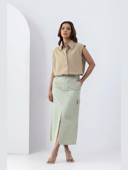 MARKKAH STUDIO - Green Chambray Collar Neck Solid Shirt with Skirt