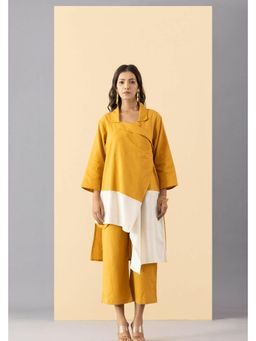 MARKKAH STUDIO - Mustard Chambray V-Neck Colo Block Co-Ord Set