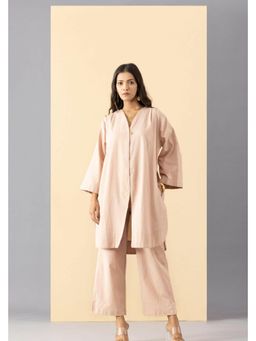 MARKKAH STUDIO - Pink Chambray V-Neck Solid Co-Ord Set