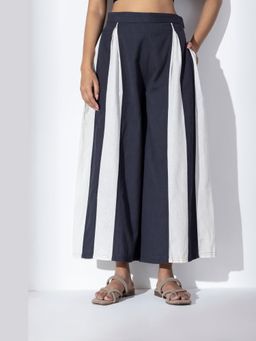MARKKAH STUDIO - Navy Blue Colo block Relaxed Wide Pant