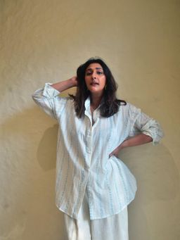 WHY SO BLUE - White Pear Shirt