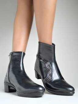 Shoetopia - Women Black Plaid Accent Casual Boots