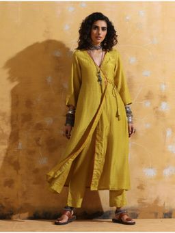 trueBrowns - Women Green Solid/Plain Angrakha Kurta with Pant