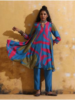 trueBrowns - Women Multi-Color Printed Anarkali Kurta with Pant