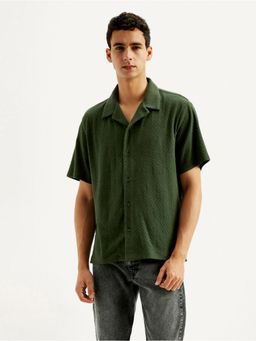 Levi's - Men Green Textured Relaxed Fit Shirt