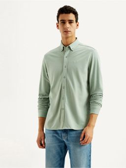 Levi's - Men Green Solid Slim Fit Shirt