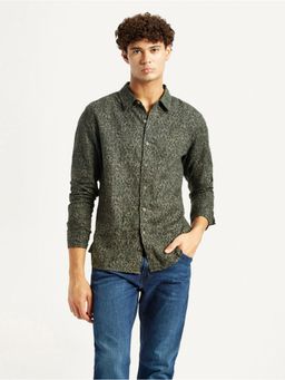 Levi's - Men Printed Olive Slim Fit Shirt