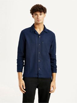 Levi's - Men Solid Navy Relaxed Fit Shirt