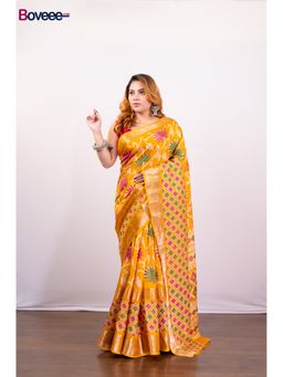 Boveee - Gold Yellow Soft Dola Silk Saree Without Blouse
