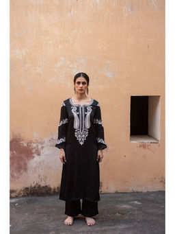 Avaasya Jaipur - Black Zahabia Kurta With Pant (Set of 2)