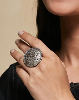 Fabindia - Women Metal Big Silver Adjustable Ring