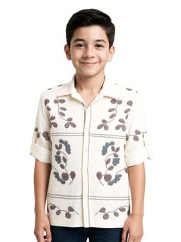 CAVIO - Boys Cream Cotton Regular Fit Spread Collar Full Sleeves Printed Shirt