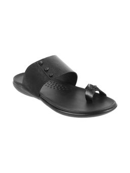 Mochi - Mens Black Flat ChappalsMochi Mens Black Sandals