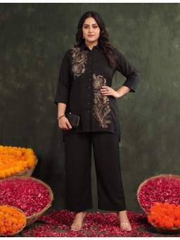 Bani Women - Black Plus Size Beautiful Embroidered Co-ord