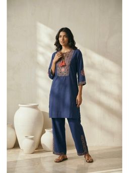 HERITAGE - Indigo Floral Embroidered Cotton Linen Kurta With Pant