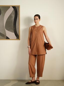 Pink Fort - Brown Cotton Solid Round Neck Kurta with Pant