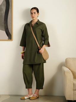 Pink Fort - Olive Cotton Solid Shirt Collar Kurta with Pant