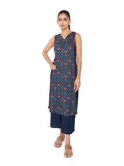 ZLAATA - Navy Blue V-Neck A-Line Kurta with Pant