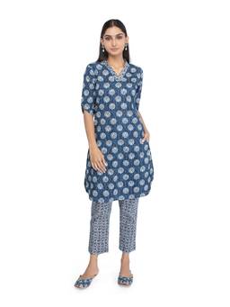 ZLAATA - Blue V-Neck Straight Kurta with Pant