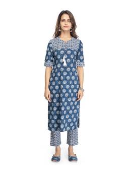 ZLAATA - Blue Round Neck Straight Kurta with Pant