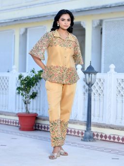 Vaasva Jaipur - Women Mustard Relaxed Floral Co-Ord (Set of 2)