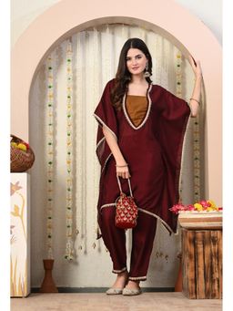 MYSHKA - Women Maroon Regular Colorblock Kurta with Pant (Set of 2)