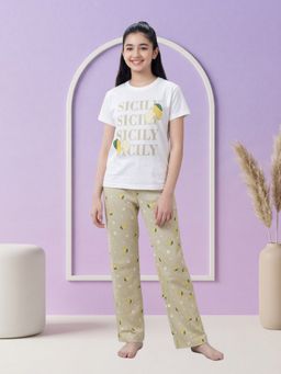 Lil Tomatoes - Girls Cotton Half Sleeve Typography Printed T-Shirt With Pyjama