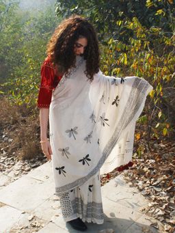 Chidiyaa - Dragonfly Dawn Handblockprinted Cotton Saree