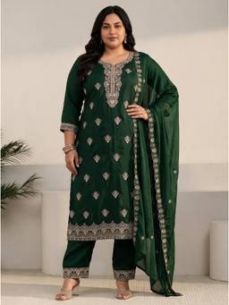 Extra love by Libas - Green Embroidered Thread Work Kurta with Pant and Dupatta