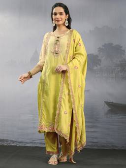 Libas - Green Floral Embroidered Kurta with Pant and Dupatta